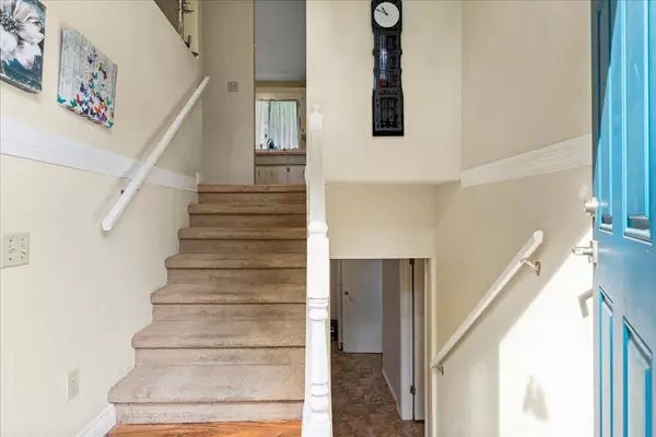 Abbotsford, BC V3G 2E3,35063 Delair RD