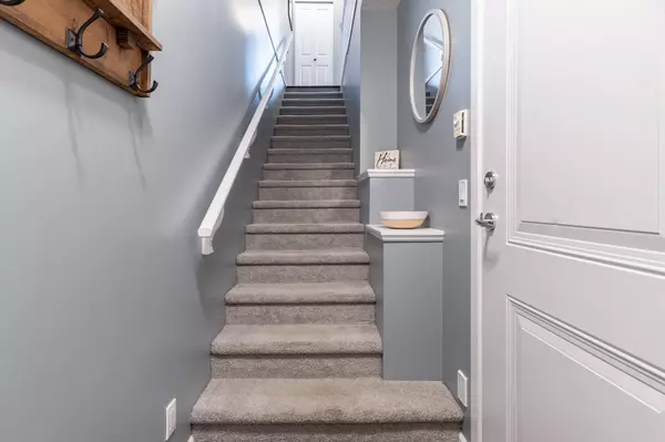 Surrey, BC V4N 6K3,19505 68a AVE #4