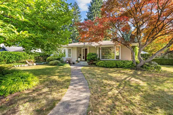 North Vancouver, BC V7P 2N8,2000 Lloyd AVE