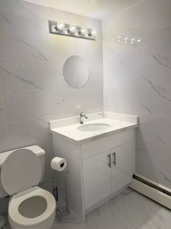 Richmond, BC V7C 3M6,7240 Lindsay RD #103