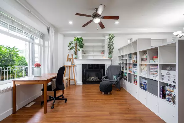 Maple Ridge, BC V2W 0C2,24280 102 AVE