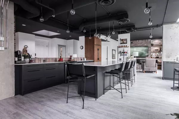 Abbotsford, BC V2T 5R3,32440 Simon AVE #1602