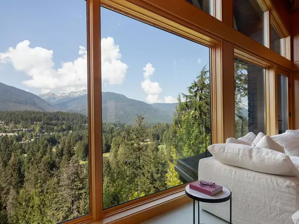 Whistler, BC V8E 0W1,3855 Sunridge CT