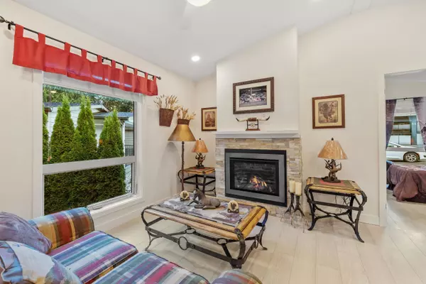 Rosedale, BC V0X 1X1,53480 Bridal Falls RD #73