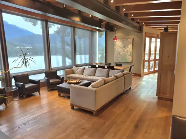 Whistler, BC V8E 0C3,5714 Alta Lake RD