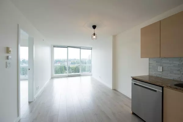 Surrey, BC V3T 0A8,13618 100 AVE #1505