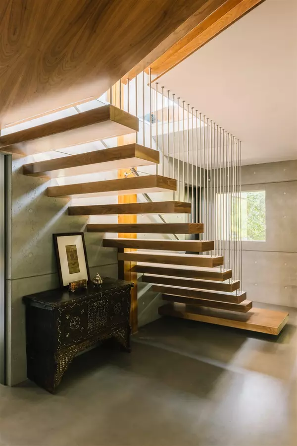 Vancouver, BC V6M 3W2,5038 Arbutus ST