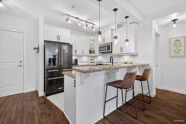 Langley, BC V2Y 0L2,8288 207a ST #441