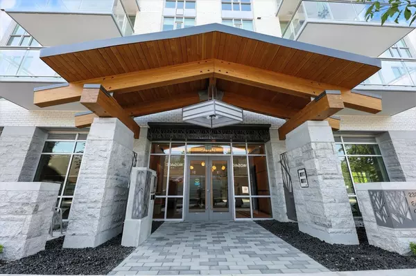 North Vancouver, BC V7J 0G1,2385 Emery CT #605