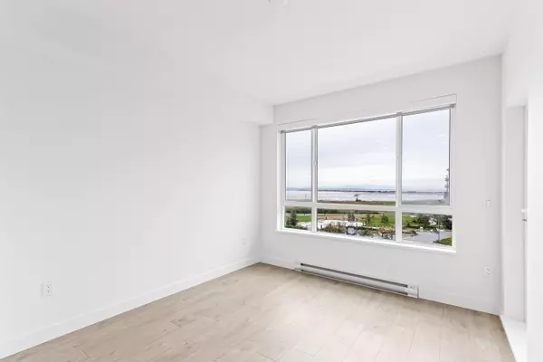 Tsawwassen, BC V4M 0G4,2499 Rabbit DR #418