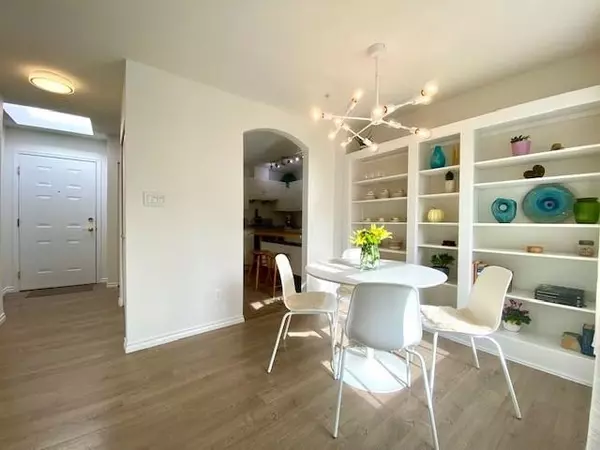 Vancouver, BC V5R 2P5,3638 Rae AVE #401