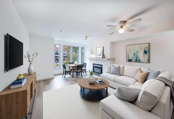 Vancouver, BC V6R 2G5,3727 W 10th AVE #215