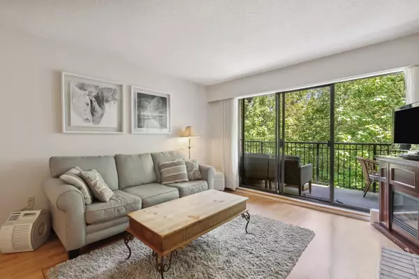 North Vancouver, BC V7J 3K9,1385 Draycott RD #306