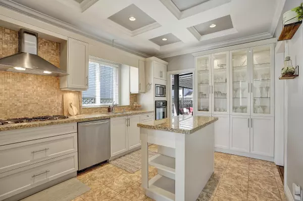 Burnaby, BC V5H 1H9,3925 Thurston ST