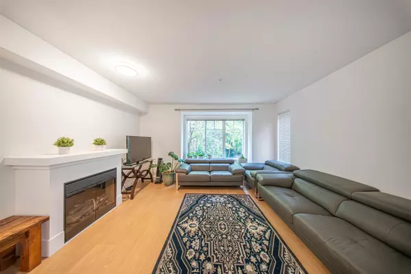 Langley, BC V2Y 0B4,20038 70 AVE #41