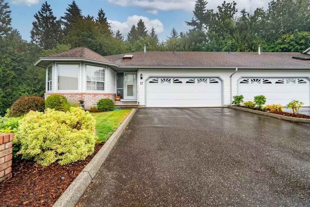 Abbotsford, BC V2S 3C1,2988 Horn ST #17