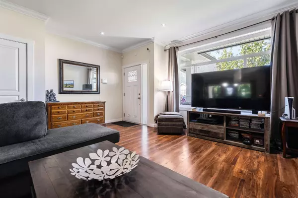 Hope, BC V0X 1L2,20118 Beacon RD #9