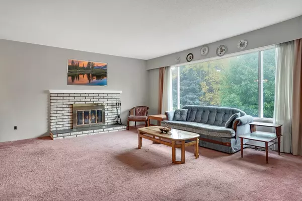 Tsawwassen, BC V4L 1Z7,745 56 ST