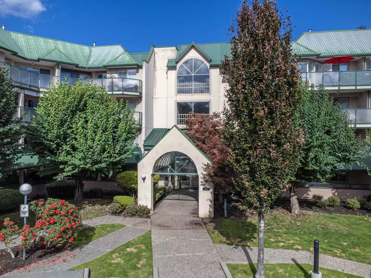 Abbotsford, BC V2T 6P4,2964 Trethewey ST #402