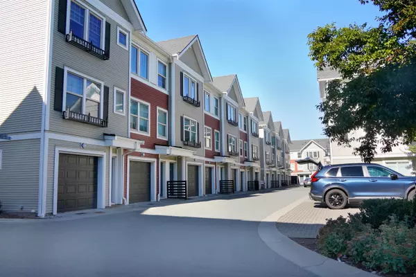 Abbotsford, BC V2T 0G9,32633 Simon AVE #118