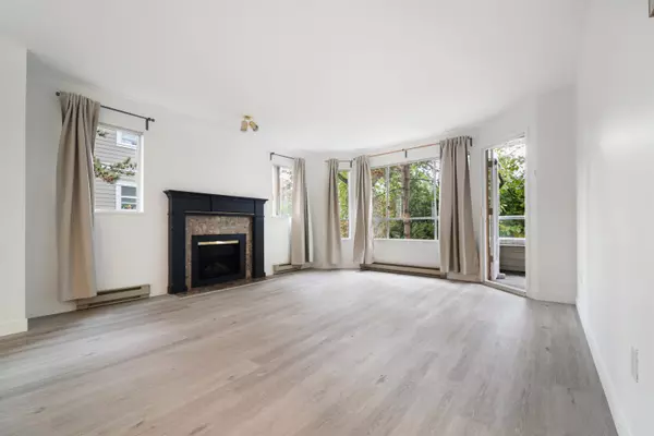 Burnaby, BC V5H 2M2,5565 Inman AVE #205