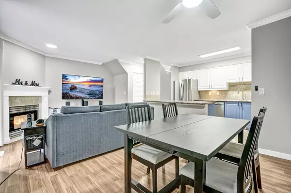 Maple Ridge, BC V2X 2C3,21960 River RD #31