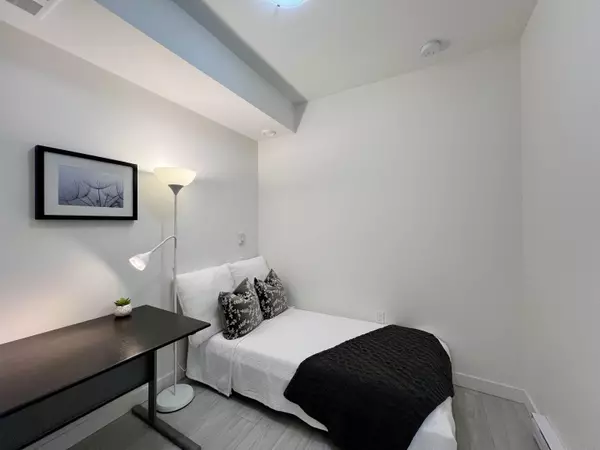 Langley, BC V2Y 3M6,20834 80 AVE #B225