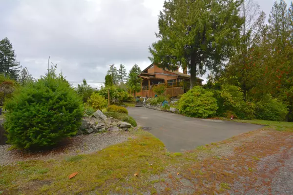 Garden Bay, BC V0N 1S0,5085 Panorama DR