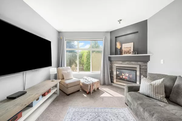 Langley, BC V2Y 3C1,20449 66 AVE #150