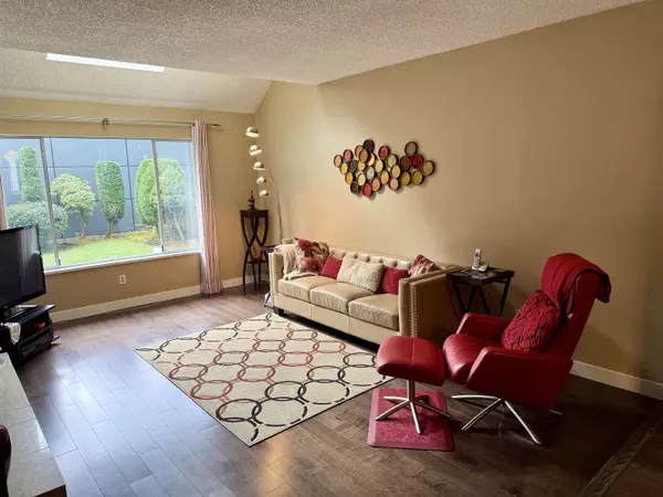 Burnaby, BC V5A 4A4,7217 Bridlewood CT