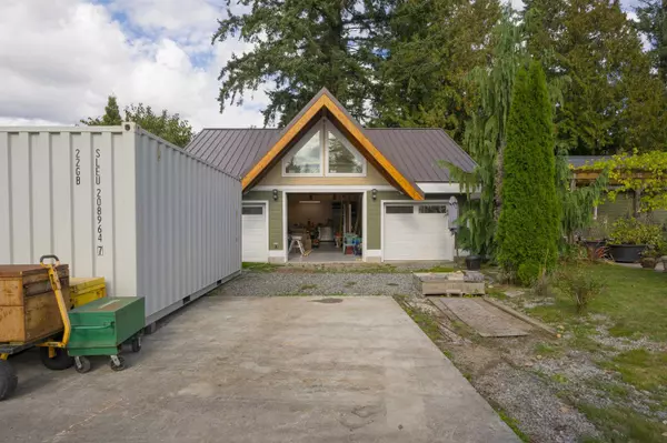 Langley, BC V3A 4W5,3353 200 ST