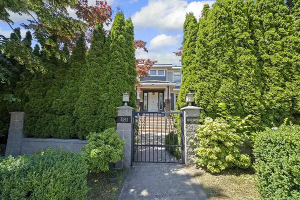 Burnaby, BC V5B 3V3,481 Holdom AVE