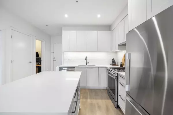 Langley, BC V3A 0N4,5415 Brydon CRES #331