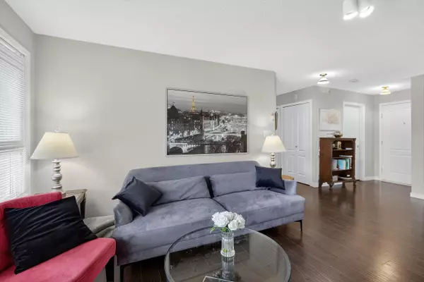 Surrey, BC V3S 8M5,17740 58a AVE #107