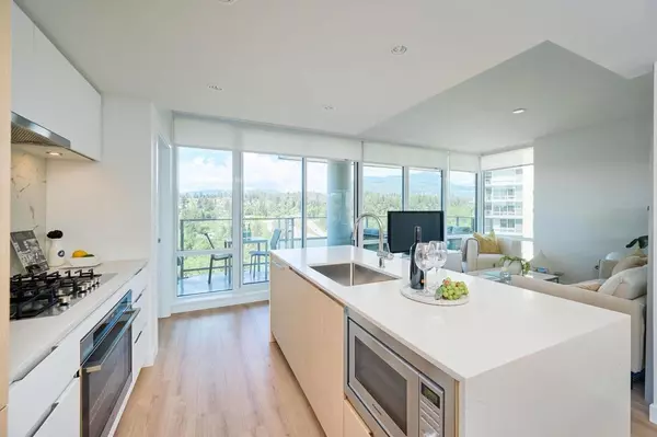 North Vancouver, BC V7J 0E6,1500 Fern ST #1701