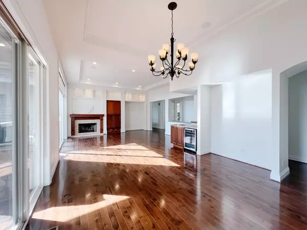 West Vancouver, BC,Address not disclosed