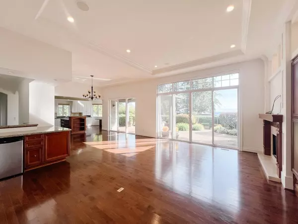 West Vancouver, BC,Address not disclosed