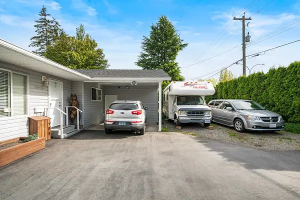 Langley, BC V3A 2J5,5098 208 ST