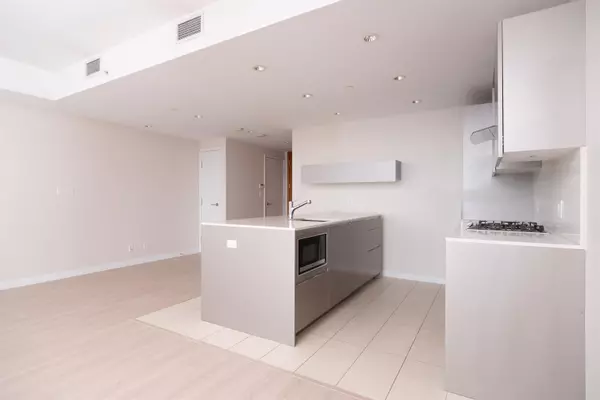 Richmond, BC V7C 0A7,5177 Brighouse WAY #710