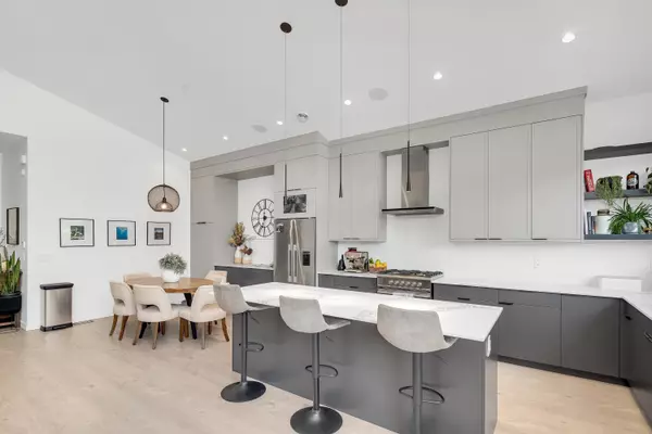 Squamish, BC V0N 1H0,41727 Government RD