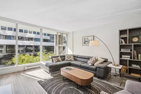 Vancouver, BC V6J 5H7,1633 W 8th AVE #205