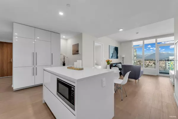 Burnaby, BC V5C 0N9,4168 Lougheed HWY #3506