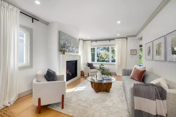 Vancouver, BC V6N 3C4,2706 W 41st AVE