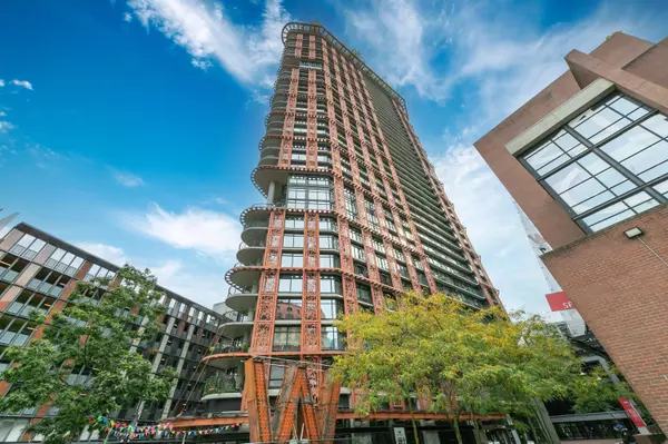 Vancouver, BC V6B 0E6,128 W Cordova ST #3901