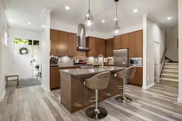 Tsawwassen, BC V4M 0A7,5072 Willow Springs AVE