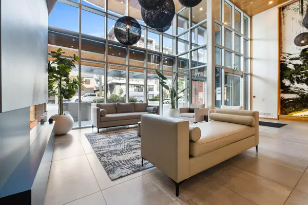 Langley, BC V3A 0N2,20416 Park AVE #511