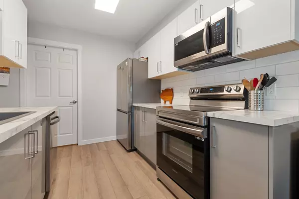 Chilliwack, BC V2R 3W3,7694 Evans RD #411