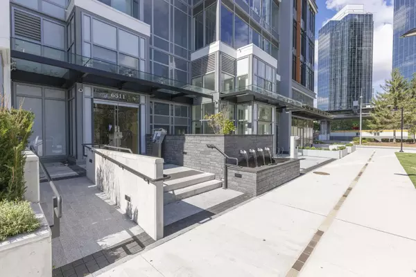 Burnaby, BC V5H 0K5,6511 Sussex AVE #2504