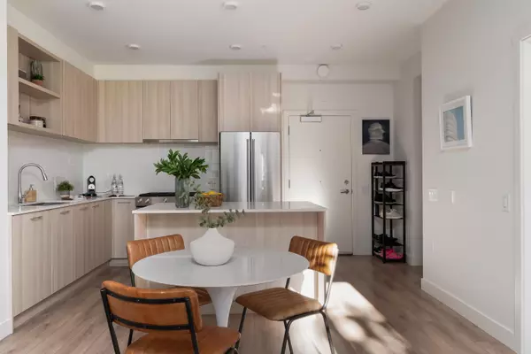 Coquitlam, BC V3J 0L7,735 Anskar CT #119