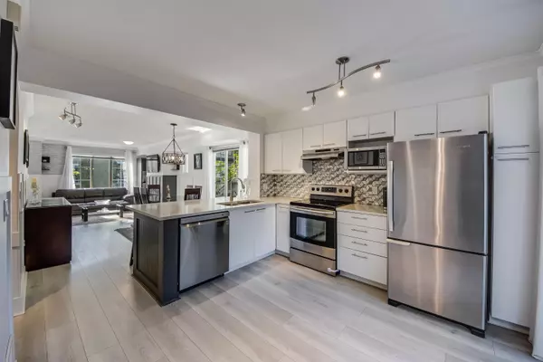 Langley, BC V2Y 2Y8,20560 66 AVE #78